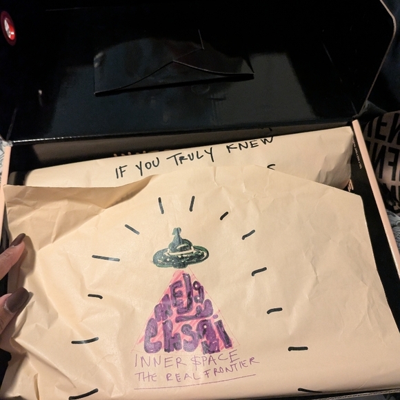 Jordan Black and Red Women's Melody Eshani - Picture 8 of 10